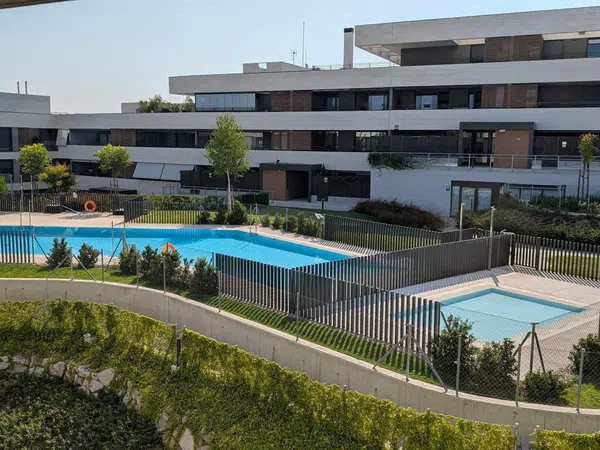 Piso en calle acanto, 2