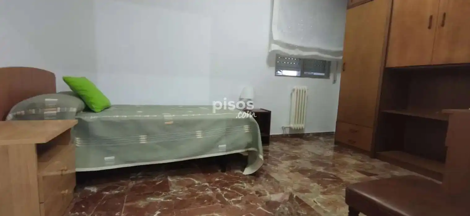 Piso en  Calle Marqués de los Vélez 11 - Foto 3
