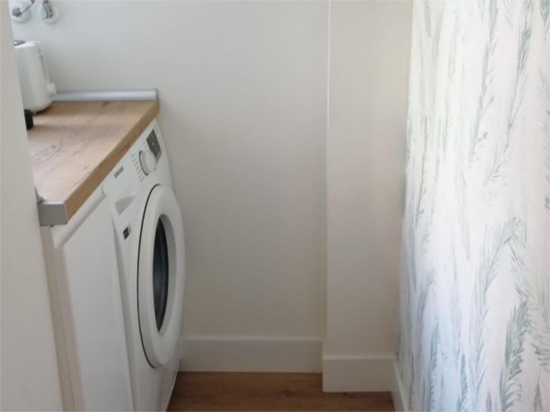 Apartamento en  Calle de Arturo Baldasano 7 - Foto 4