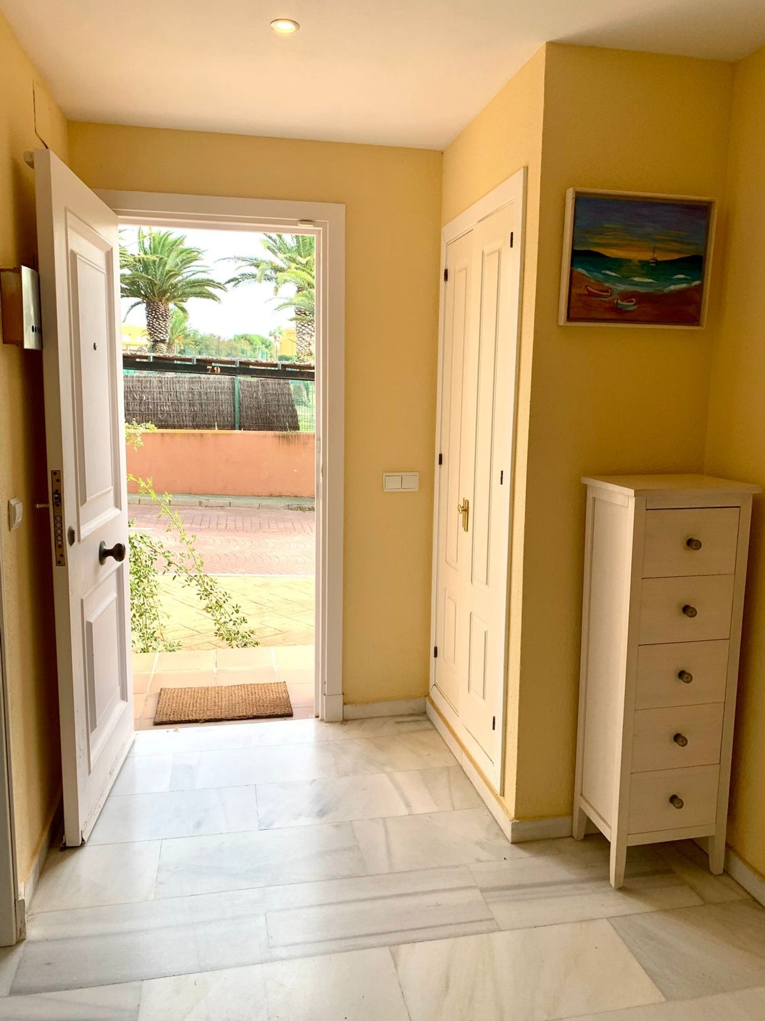 Chalet adosado en calle Emperador Nerva, 81 - Foto 2