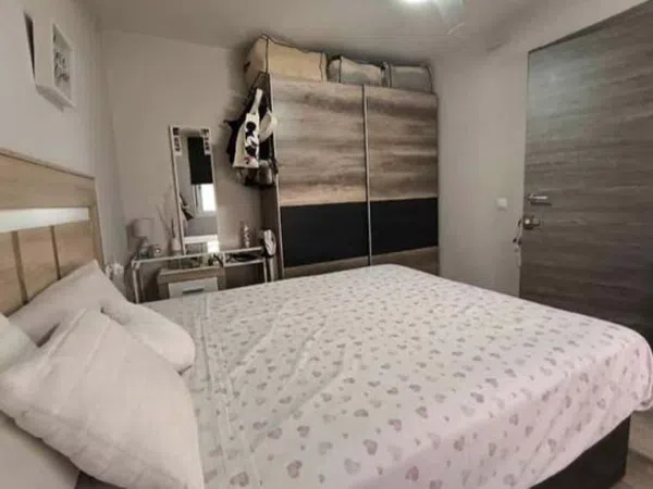 Piso en calle de la Primavera, 3