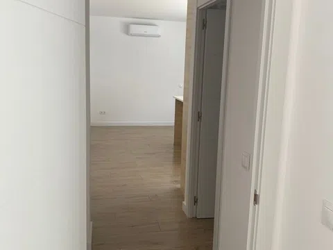 Piso en calle de Claudio Sánchez Albornoz, 4