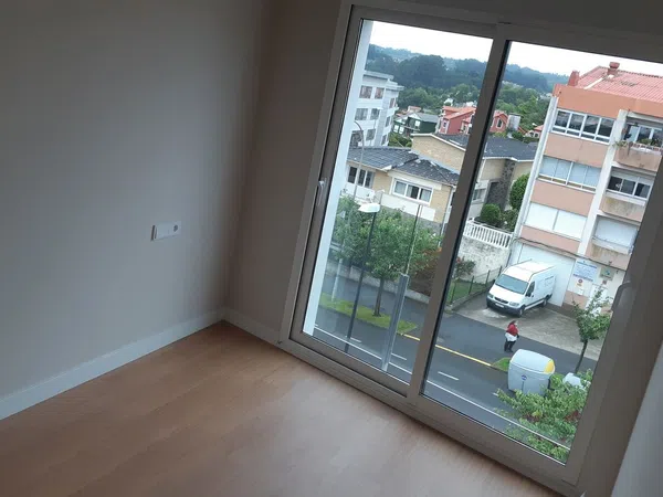 Piso en calle Manuel Gutiérrez Mellado, 1 - Foto 1