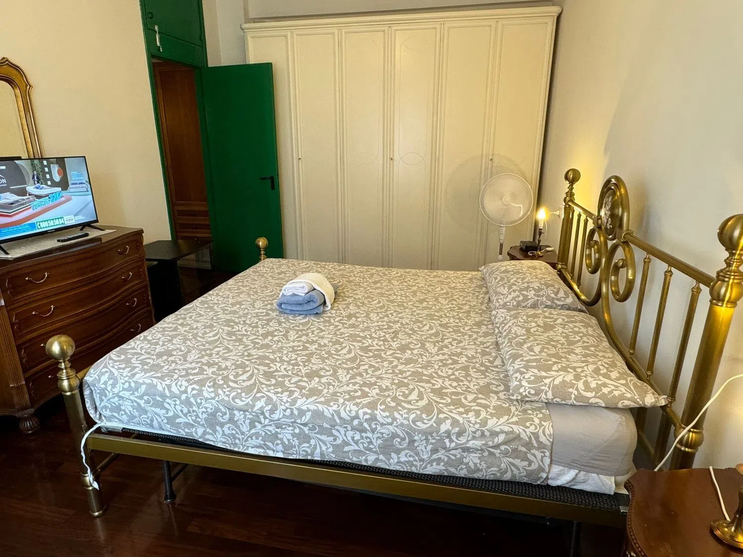 Estudio en calle de la Mare de Déu del Pilar, 88 - Foto 1