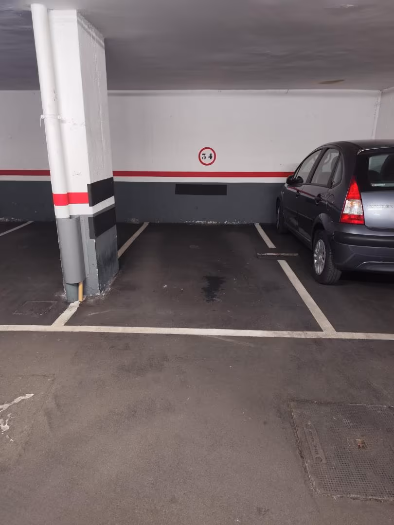 Piso en  Calle de Melchor Fernández Almagro 29 - Foto 30