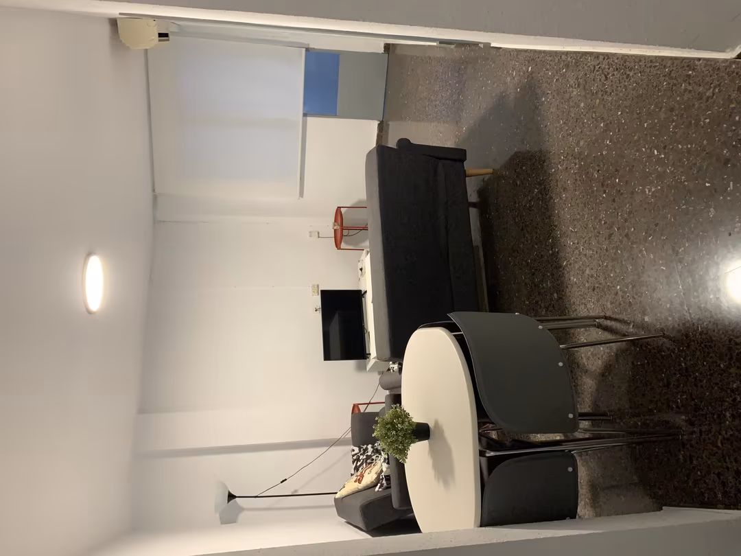 Piso en  Calle Juan Guerrero Ruiz 11