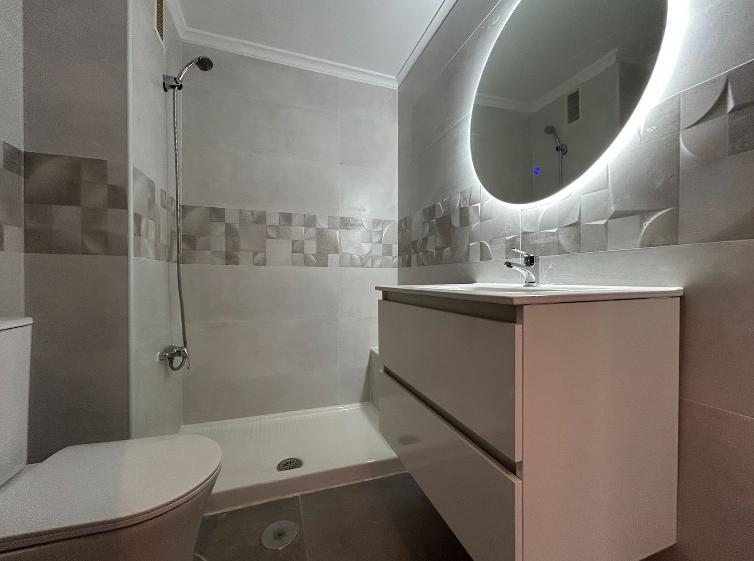 Piso en calle Castellet, 6 - Foto 1