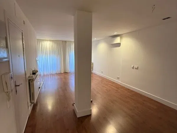 Piso en cuesta de los Ciegos, 2