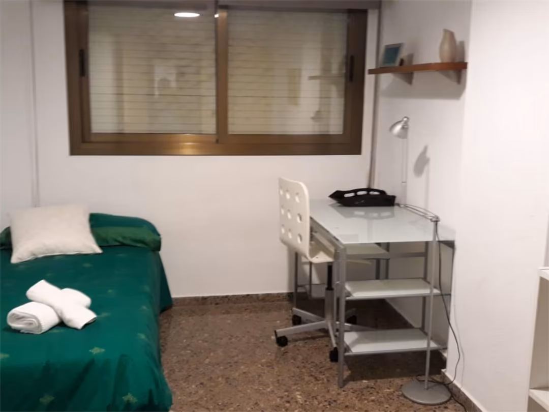 Piso en  Avinguda d'Aragó 38 - Foto 8