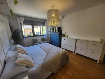 Chalet en  Calle Manuel Vázquez Montalbán 19B - Foto 2