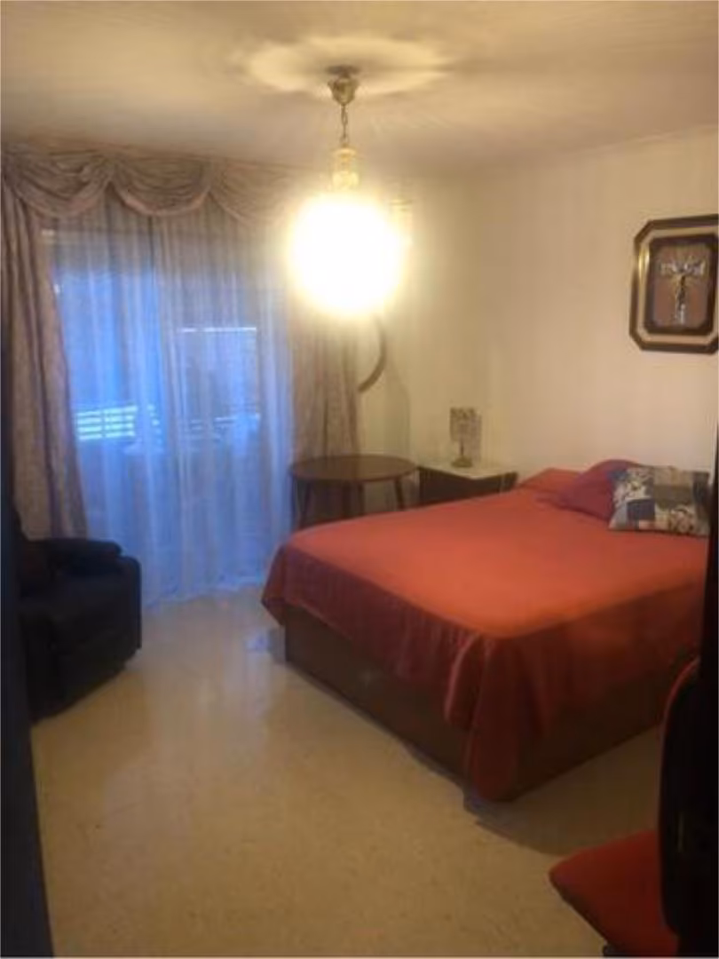 Piso en Cardenal Parrado - Foto 8