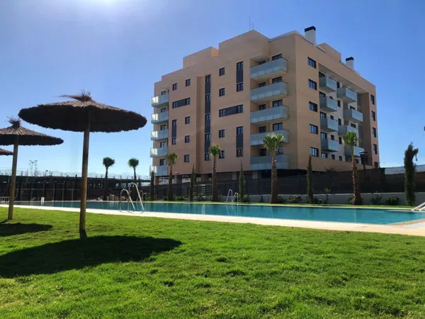 Piso en avenida Dolores Rodríguez de Aragón, 6