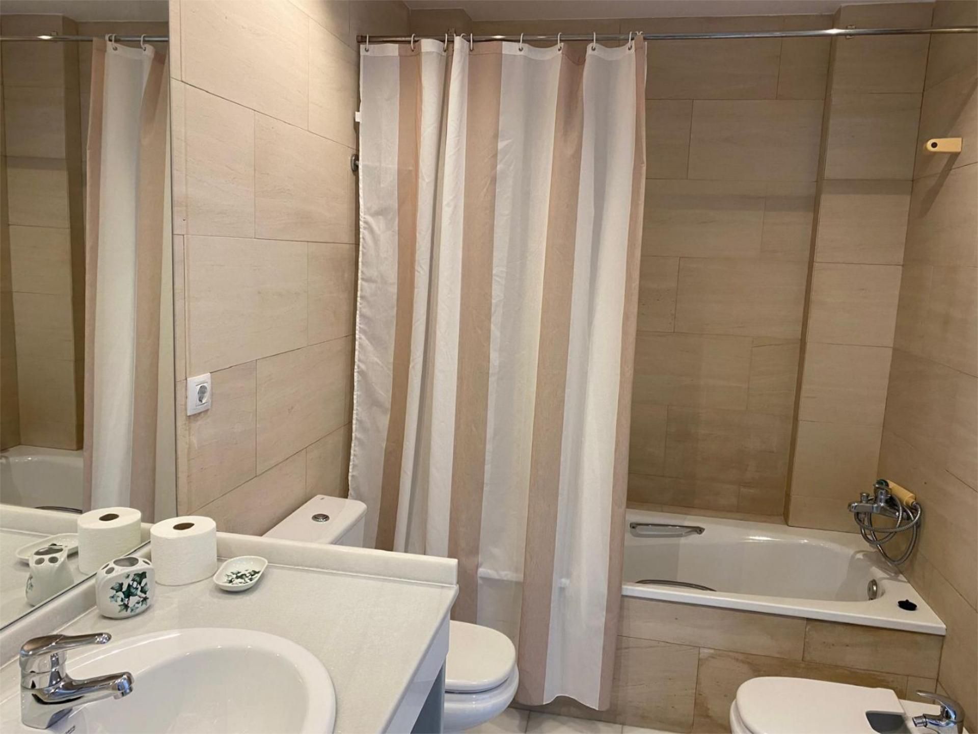 Piso en  Calle Alta de Santa Ana 8 - Foto 10