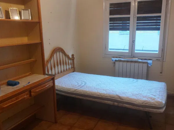 Piso en calle de Borja, 1