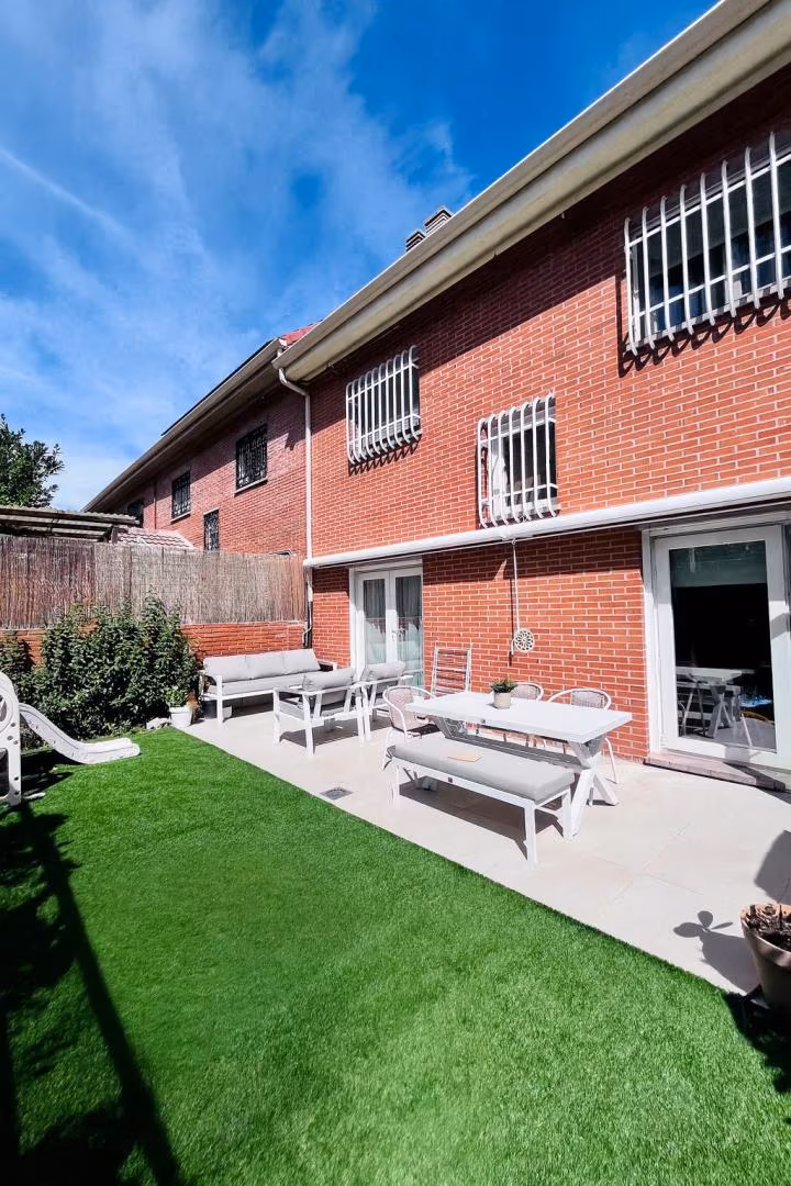 Chalet en  Calle Oro 5