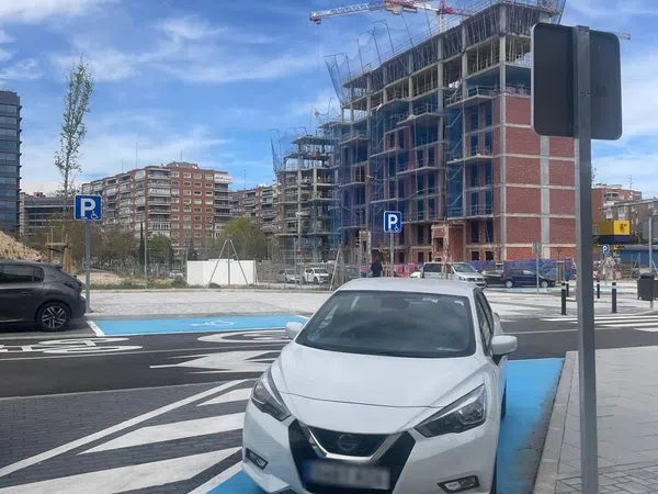 Piso en avenida de Bonn, 6 - Foto 4