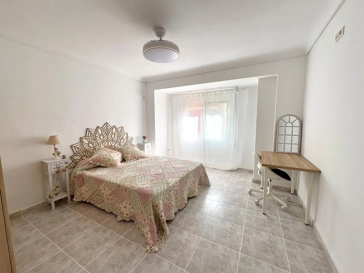 Piso en C. del Metge Esteve, 32 - Foto 2