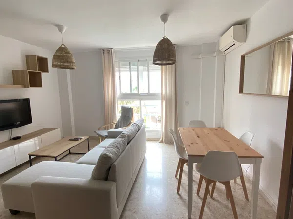 Piso en calle Miguel Bueno Lara, 9