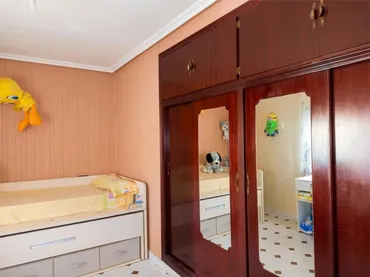 Casa adosada en  Calle Jacinto Benavente 18 - Foto 7