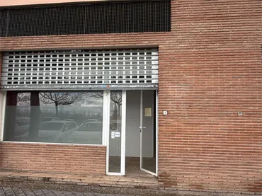 Local comercial en  Calle José Luis Pérez Pujadas 5 - Foto 3