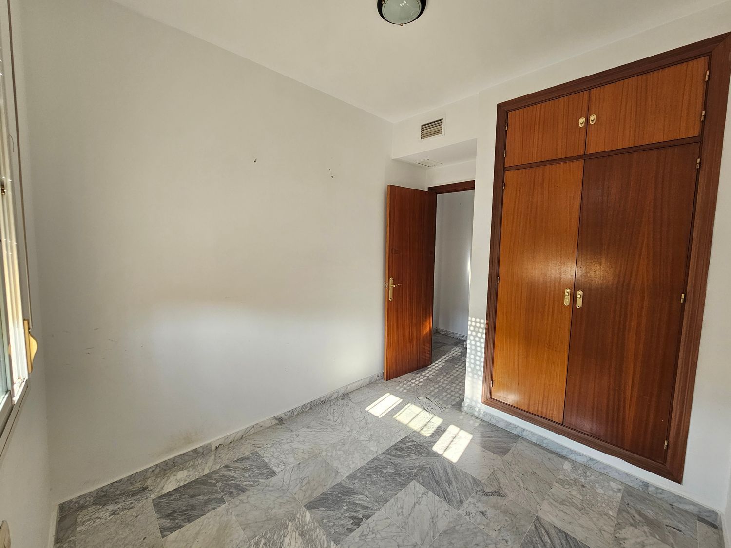 Piso en Calle Melchor Gallegos, 11, Gran Plaza - Marqués de Pickman - Ciudad Jardín - Foto 9
