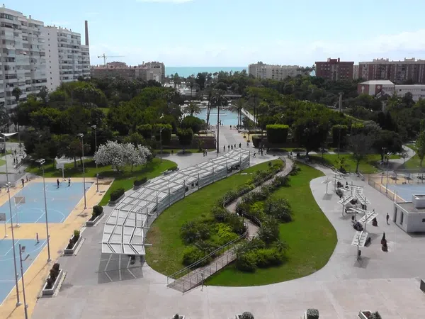 Piso en Los Guindos - Parque Mediterráneo - Santa Paula - Foto 1