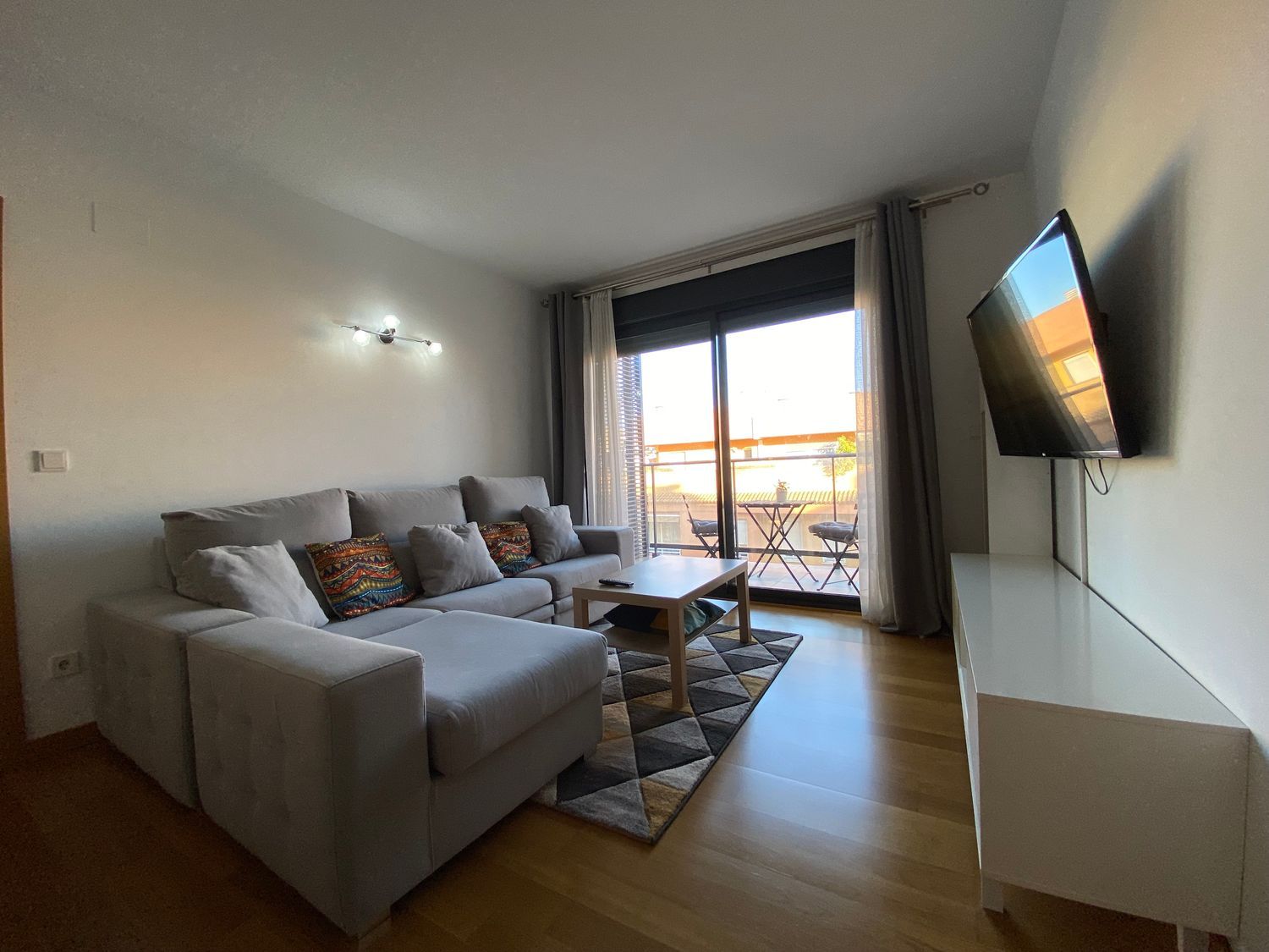 Piso en calle de Pablo Iglesias, 107 - Foto 1