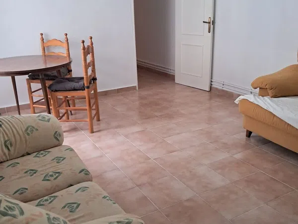 Piso en Franciscanos - Foto 2
