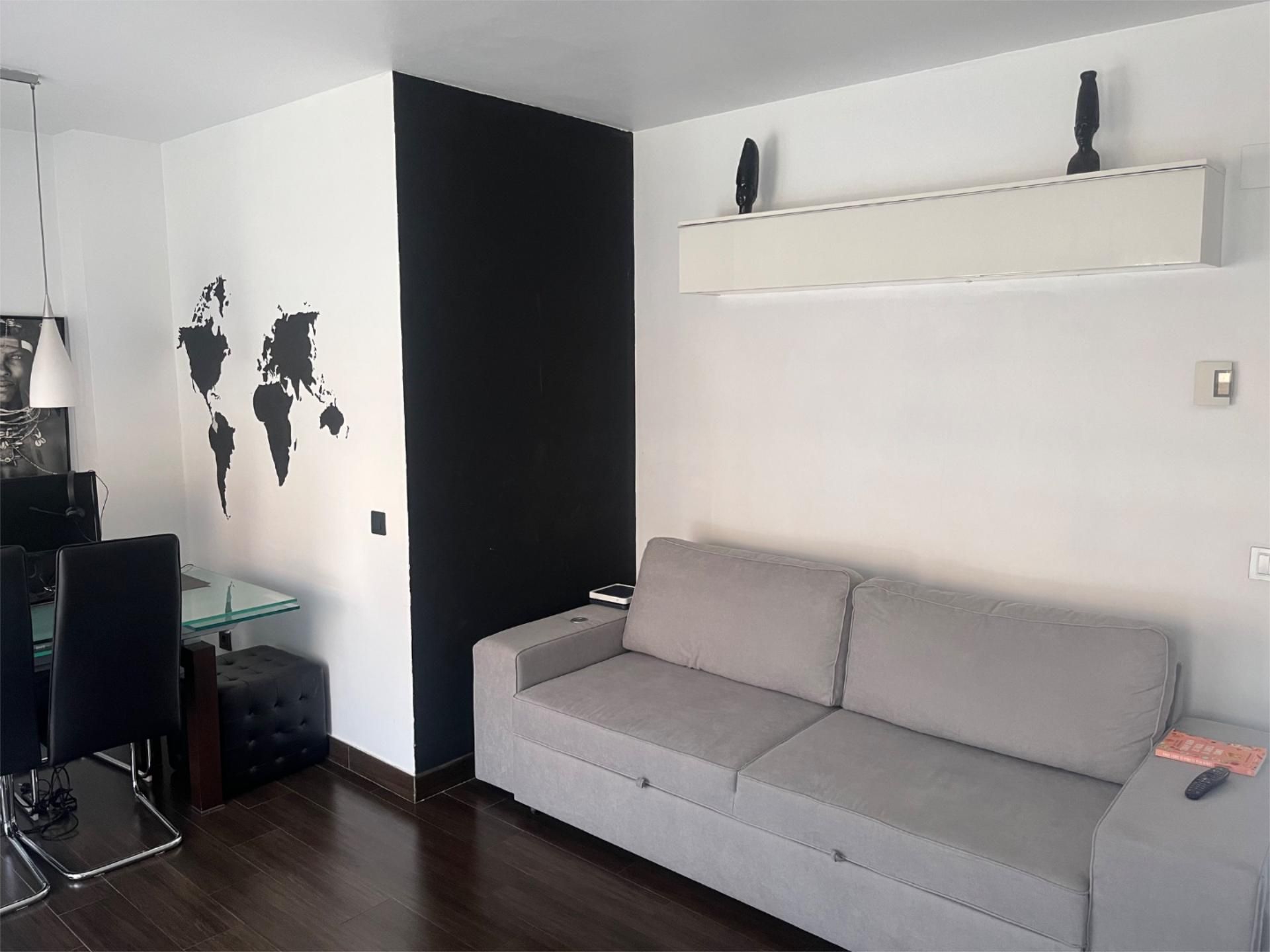 Piso en  Calle de María Sevilla Diago 36 - Foto 1