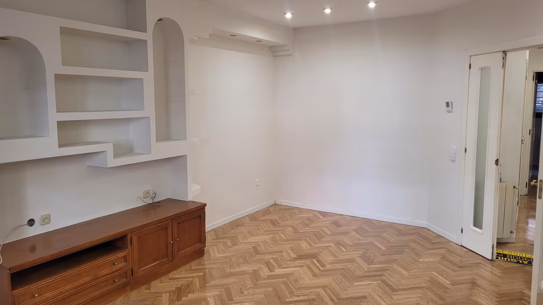 Piso en  Glorieta Francisco de las Cabezas 3 - Foto 4