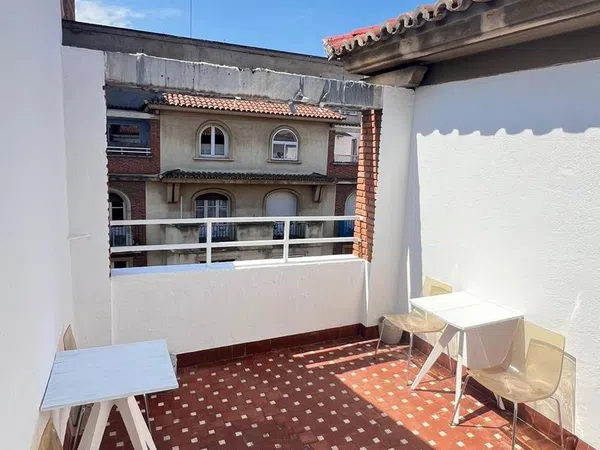 Piso en calle de Laguna de Rins, 4