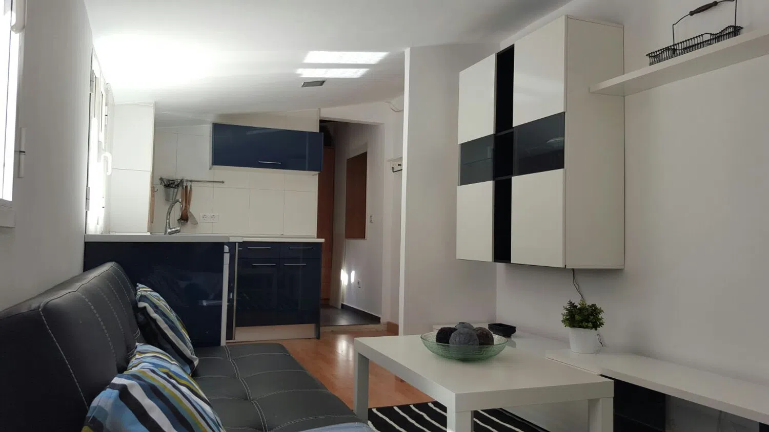 Estudio en calle de fuencarral, 64 - Foto 1