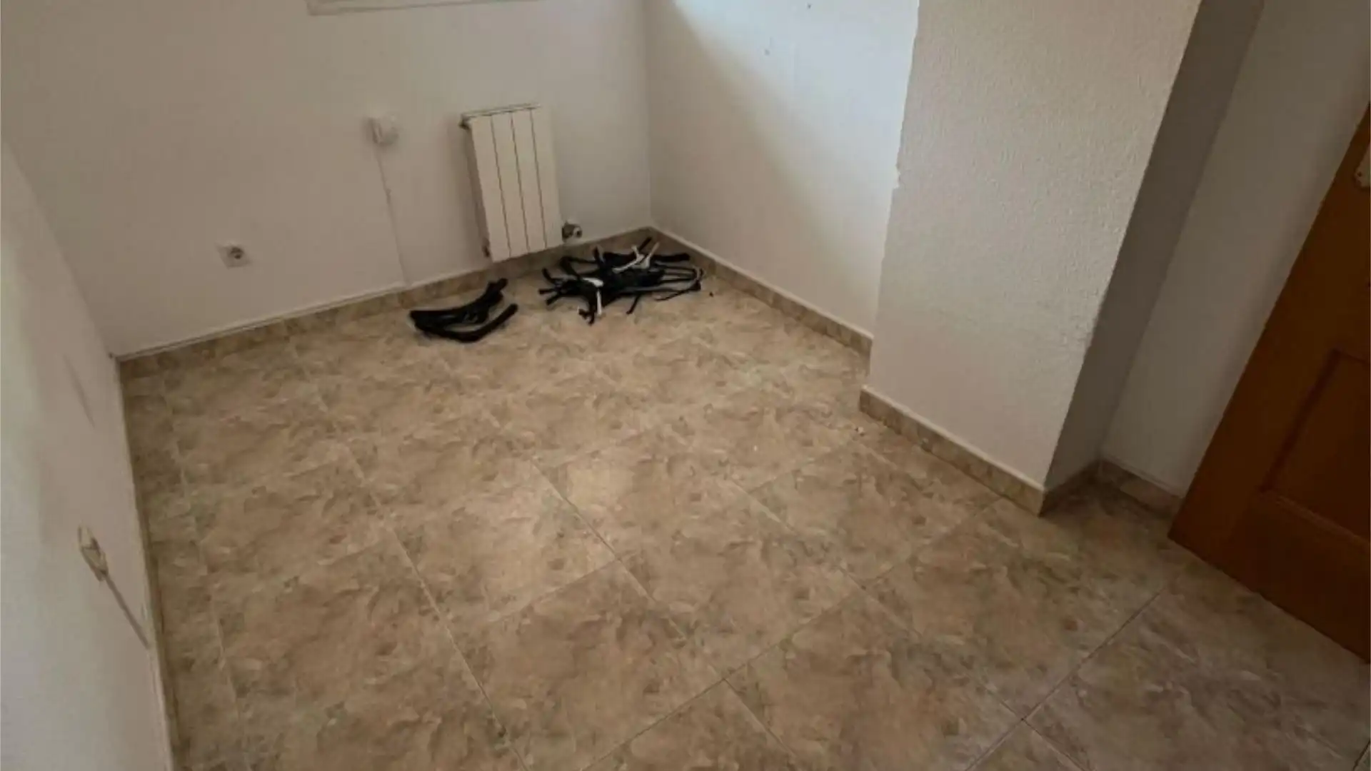 Piso en  Calle de Altair 12 - Foto 3