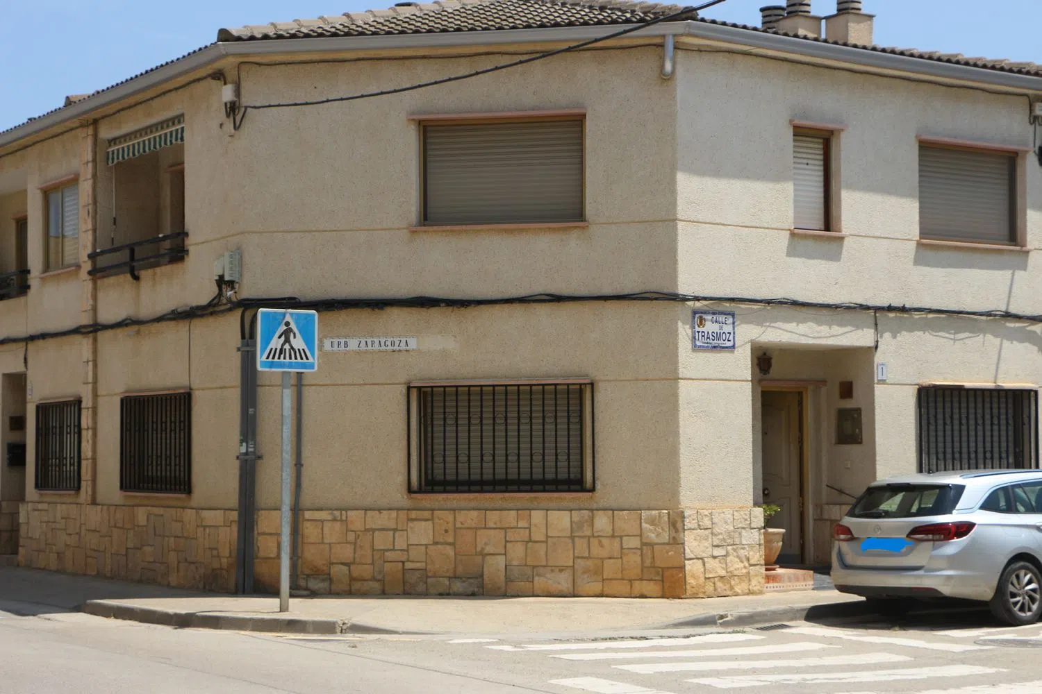 Chalet adosado en calle Trasmoz, 1 - Foto 1