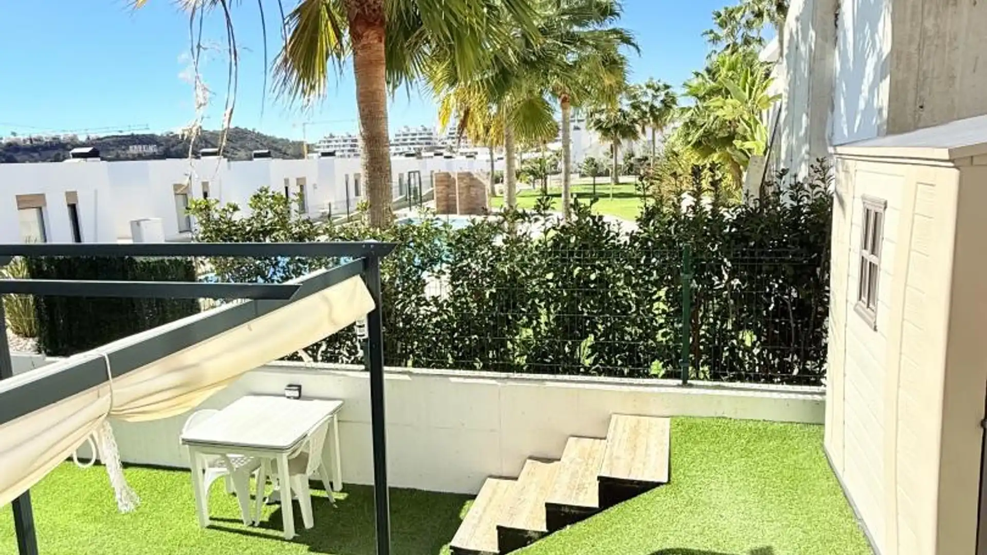 Planta baja en  Carrer d'Equador 22 - Foto 17