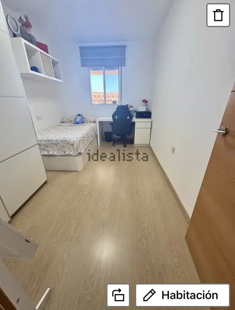 Piso en  Calle Mercedes Llopart 2 - Foto 16