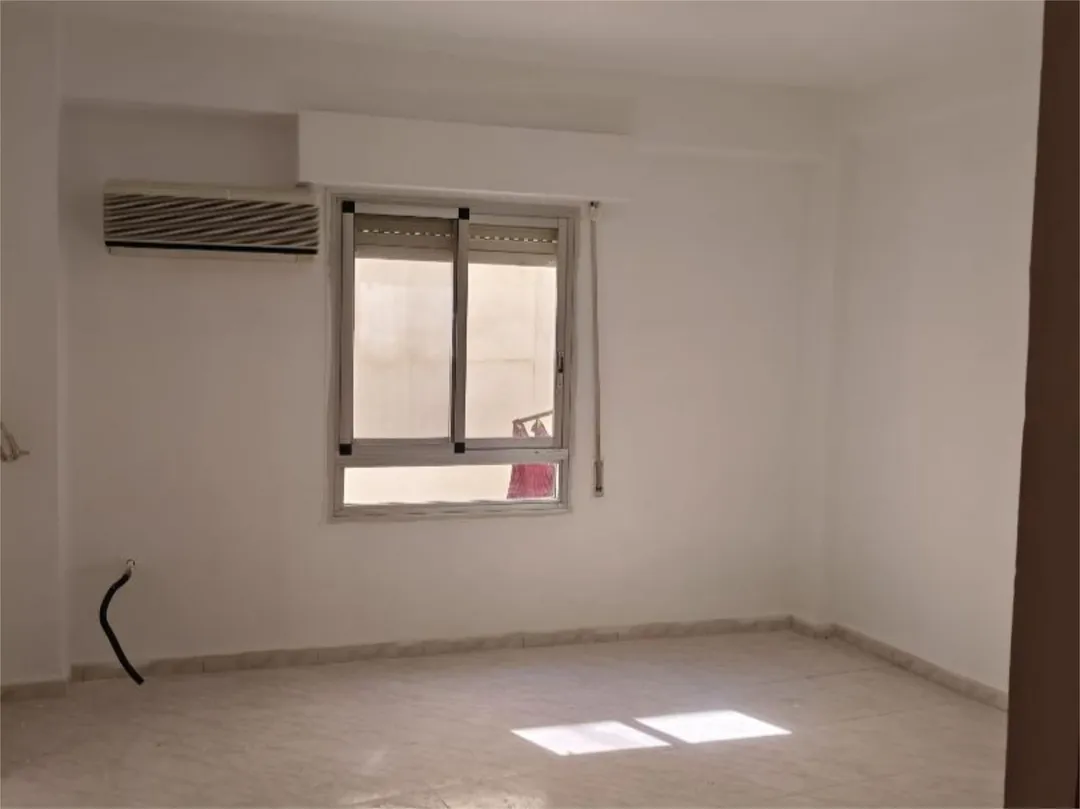 Piso en  Carrer de la Mare de Déu del Pilar 41 - Foto 2