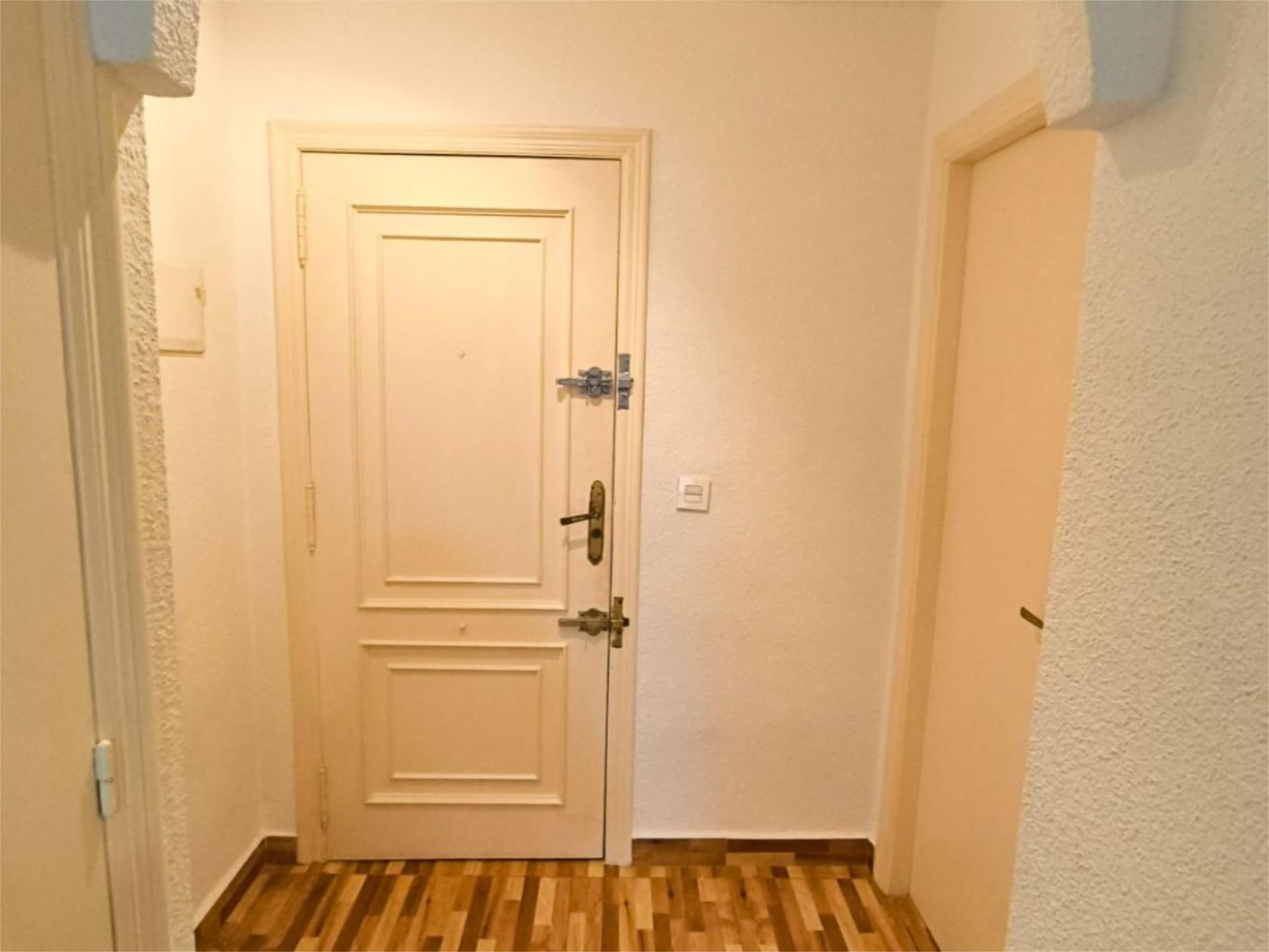 Piso en  Calle Trinidad 12 - Foto 2