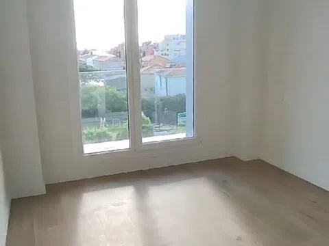 Piso en calle de Aviche, 2