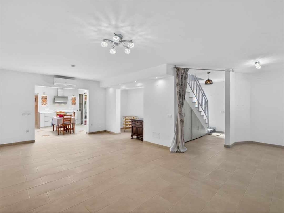 Casa adosada en  Calle Almería 64 - Foto 5