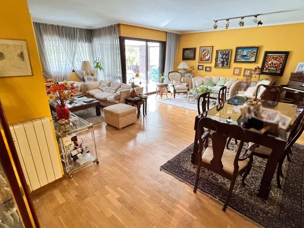 Piso en avenida de los Madroños, 15 - Foto 2