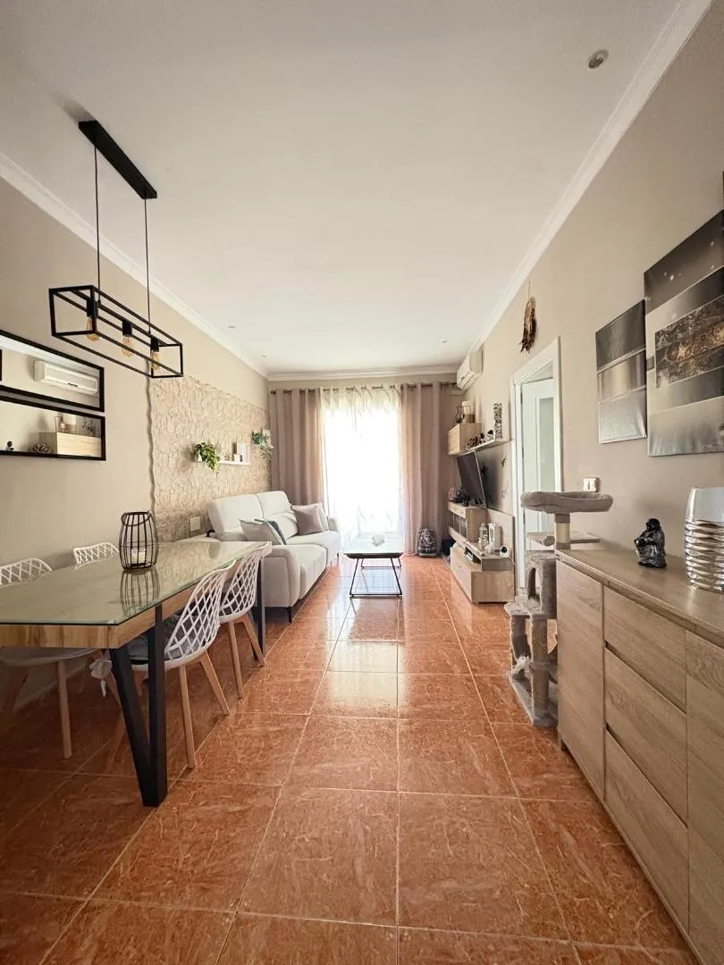 Piso en  Calle Emilio Prados 7