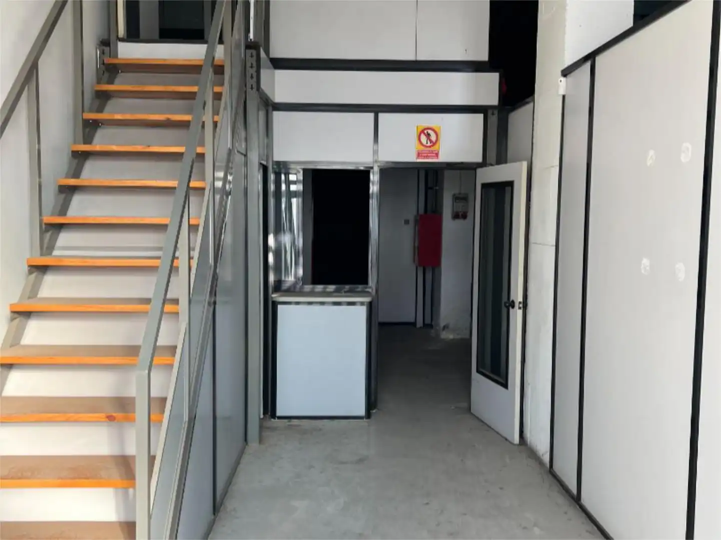 Local comercial en  Carrer de Marià Aguiló 2 - Foto 7