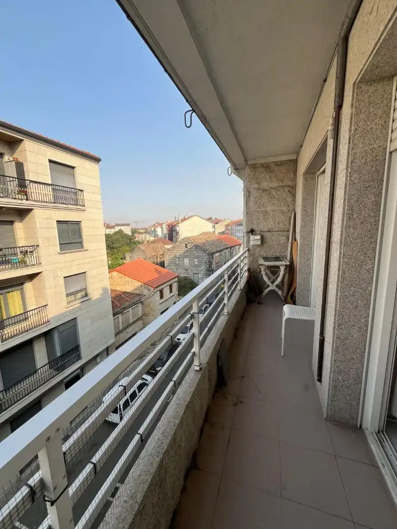 Piso en  Camiño Rosalía de Castro 4 - Foto 2