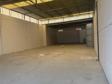 Nave Industrial en Zona la alberquilla, venta la moren - Foto 4