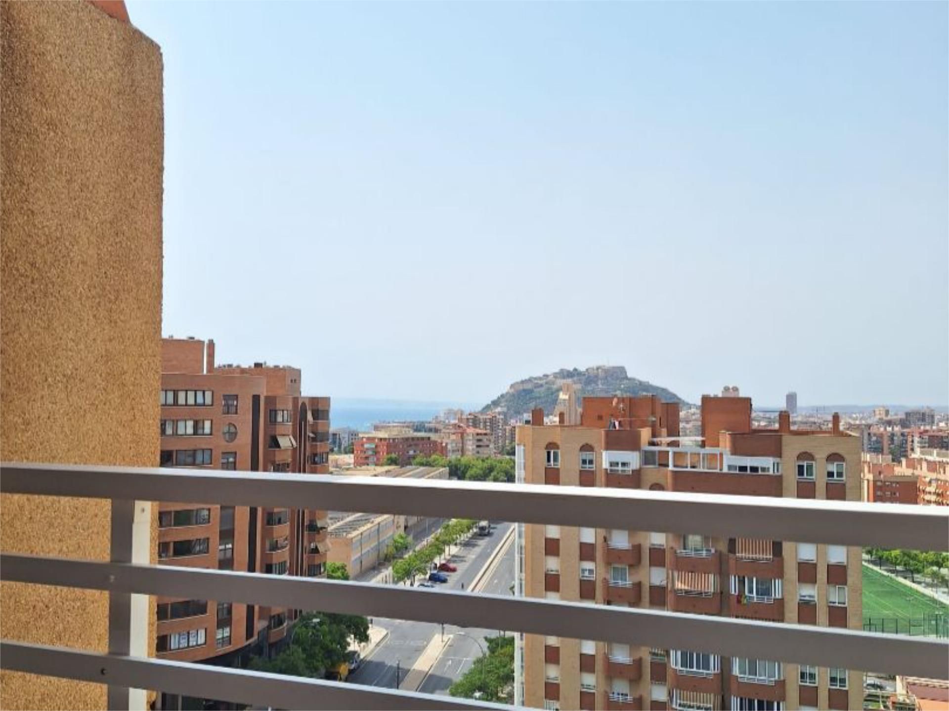 Piso en  Calle Foguerer José Angel Guirao 5 - Foto 2