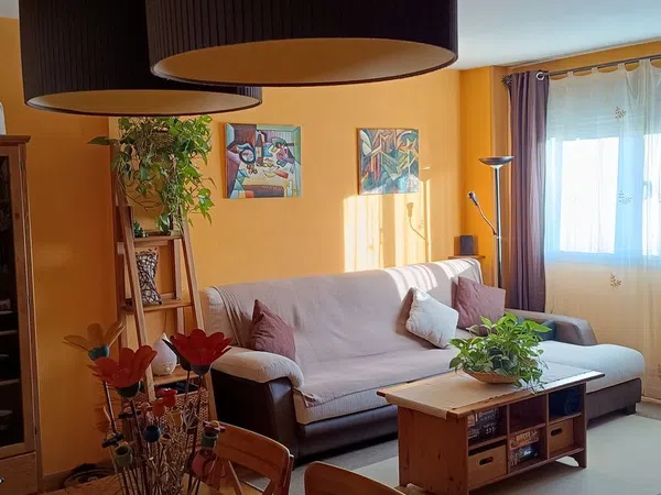 Piso en calle de Villava, 10