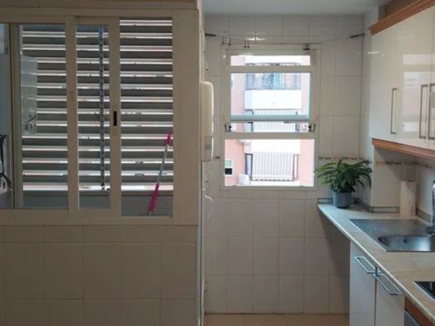 Piso en avenida Esportista Miriam Blasco, 1 - Foto 2