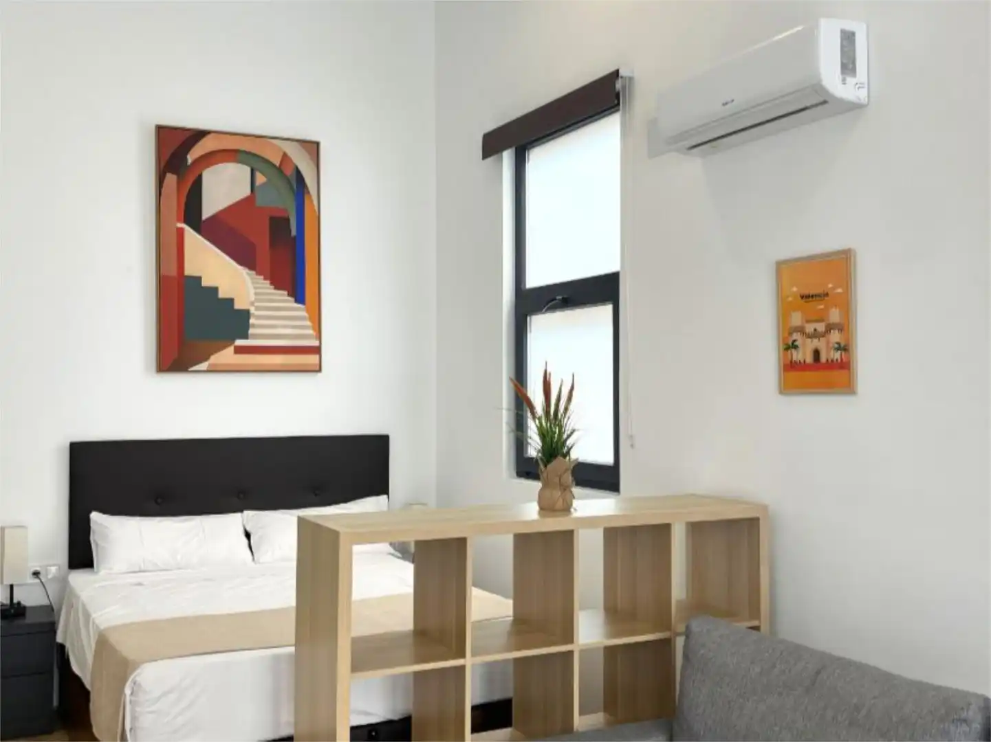 Estudio en  Carrer dels Plàtans 1 - Foto 1