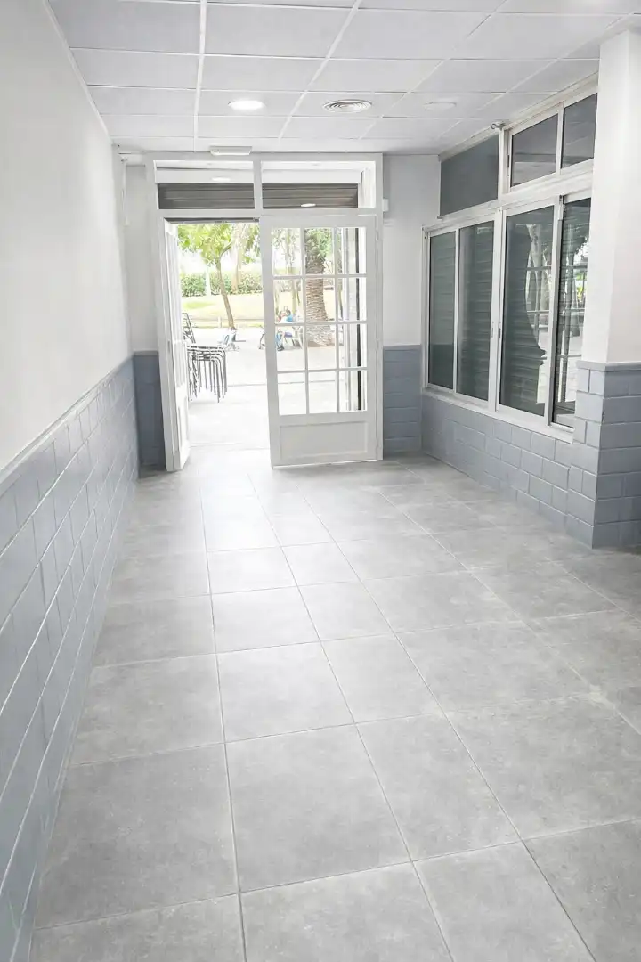 Local comercial en  Avinguda de les Corts Catalanes - Foto 4